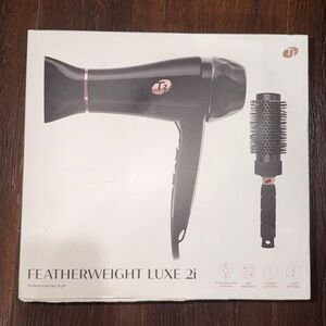 T3 Featherweight Luxe 2i Hair Dryer - Black & Rose Gold